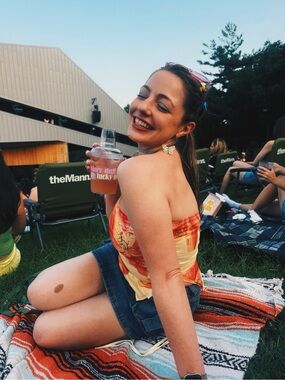 Meet your Posher, Katelyn